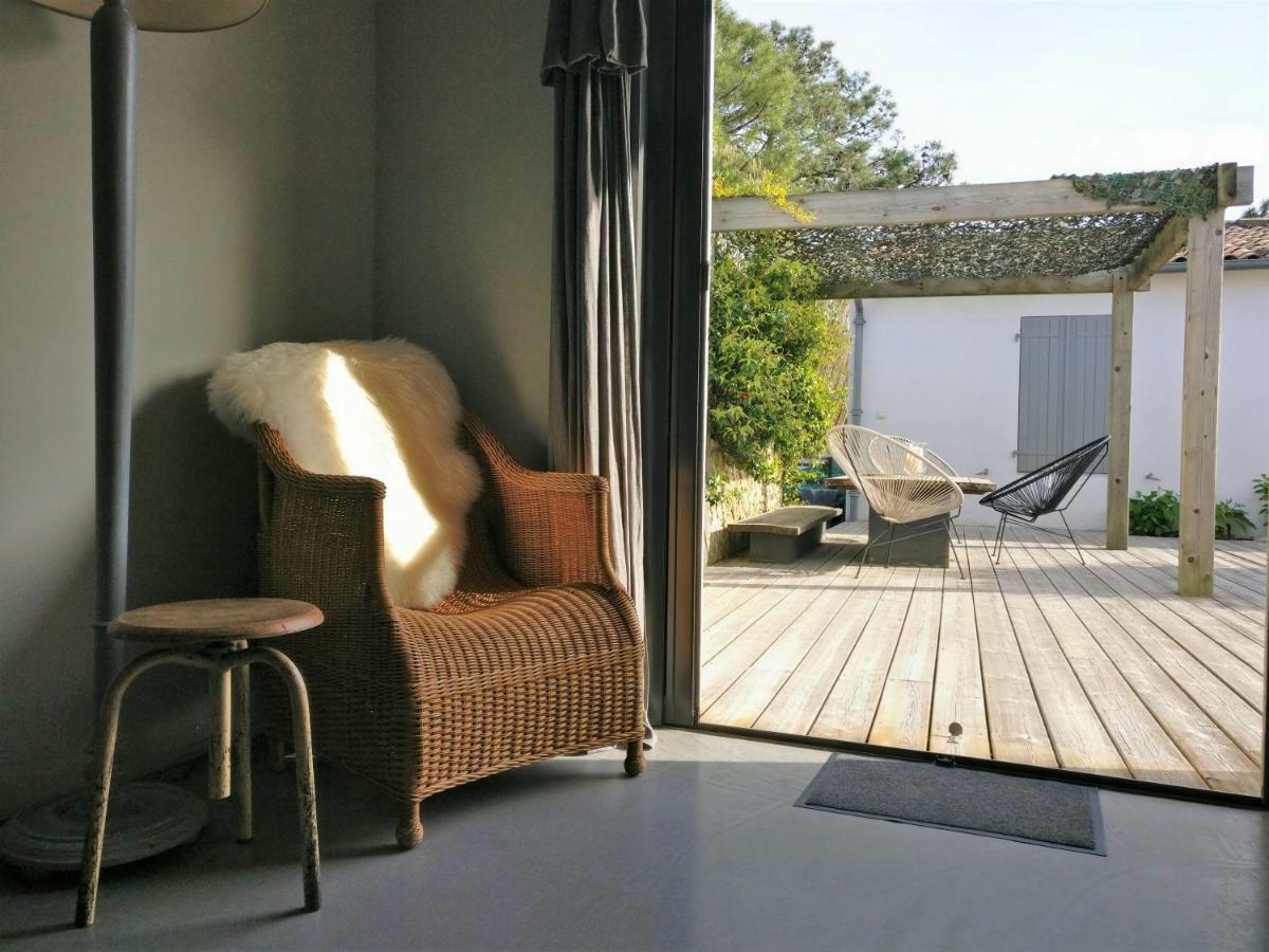 Derriere La Plage : Suite, Patio Et Pergola 勒布瓦普拉热雷 外观 照片